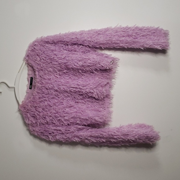 EUC ZARA LILAC CROPPED FEATHER EFFECT SWEATER SIZE SMALL - Picture 3 of 9
